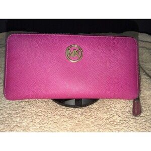MICHAEL KORS Fuschia Large Pebbled Leather Zip-Around Continental Wallet Used